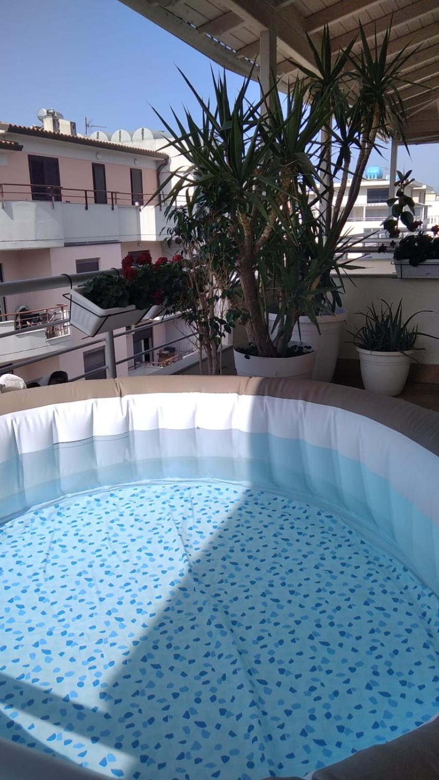 Hana Hot Tub *