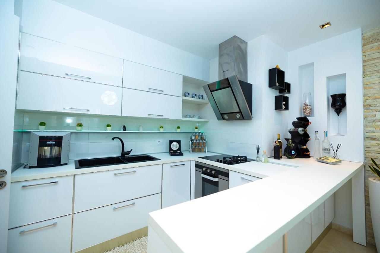 Hana Hot Tub Appartement Vlorë